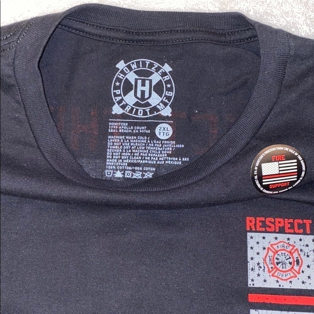 🆕Howitzer Respect The Red Firemen T-shirt 🔥🔥🔥 - Picture 4 of 4